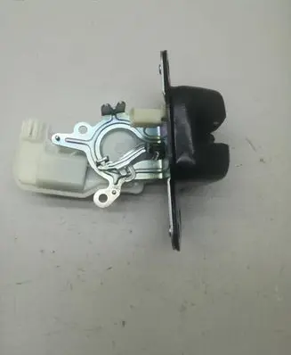 Jeep Cherokee Loading door lock 1120032