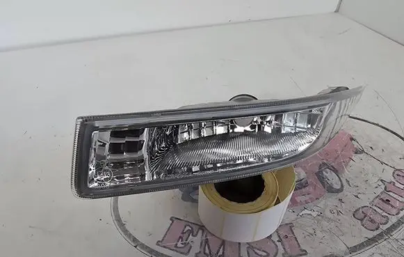 Toyota Corolla E120 E130 Front fog light 11577307
