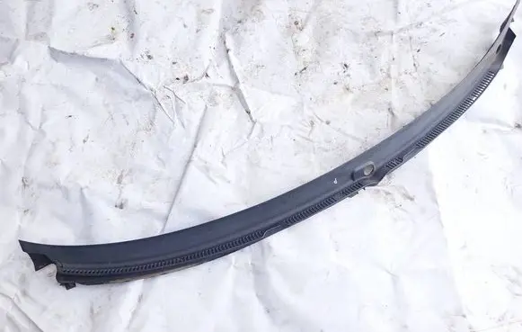 Audi A6 S6 C5 4B Wiper trim 4B1819403