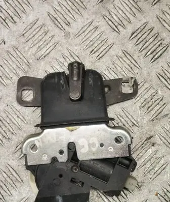 Audi A6 S6 C6 4F Tailgate/trunk/boot lock/catch/latch 4F5827505D