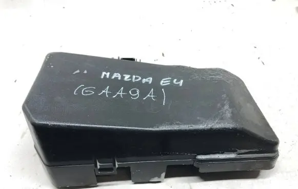 Mazda 6 Fuse box cover GS1D66760