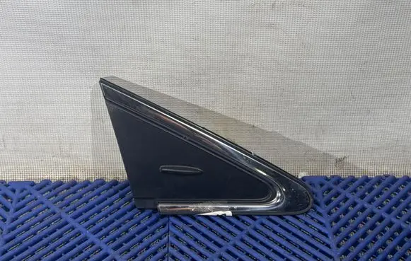 Toyota Avensis T270 Other front door trim element 6011705021