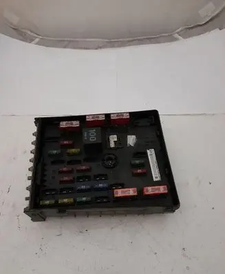 Volkswagen PASSAT B6 Fuse module 3C0937125