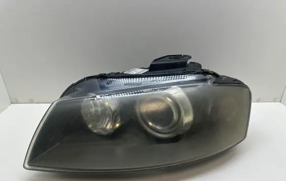 Audi A3 S3 8P Headlight/headlamp 8P0941003