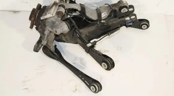 BMW 7 G11 G12 Rear wheel hub