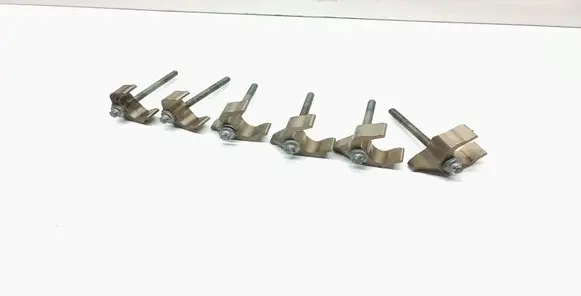 BMW 5 F10 F11 Fuel Injector clamp holder 