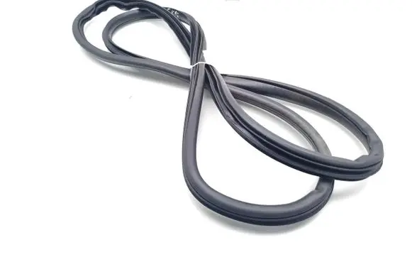 Rear door rubber seal (on body)