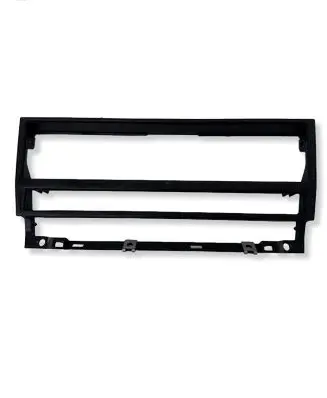BMW 5 E39 Radio/GPS head unit trim 8247302