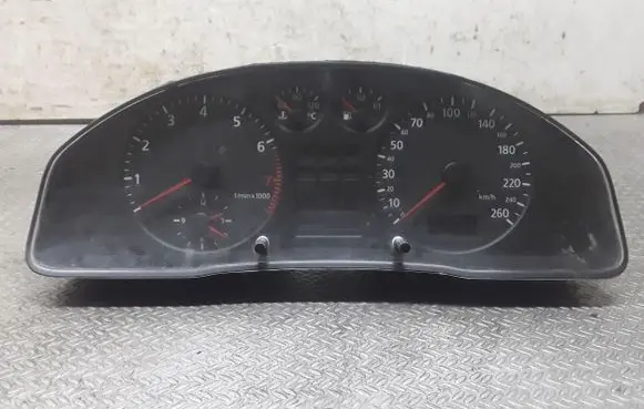 Audi A4 S4 B5 8D Speedometer (instrument cluster) 8D0919861C