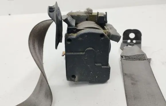 Seat Toledo II (1M) Front seatbelt 27213118 00064577