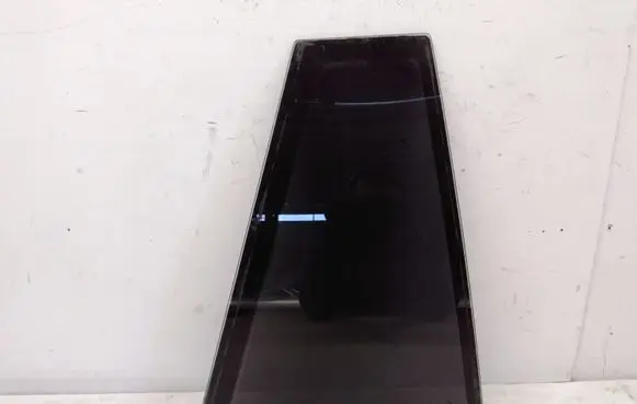 BMW 5 E39 Rear vent window glass 