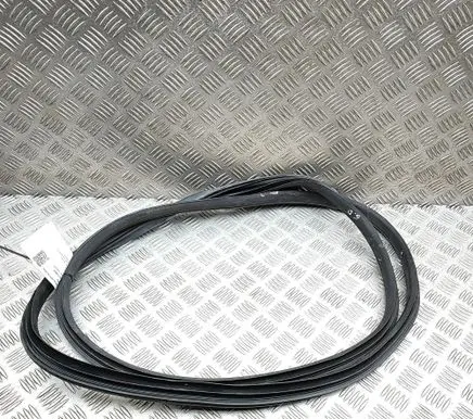 MG MG5 ev Rubber seal rear door 10321425