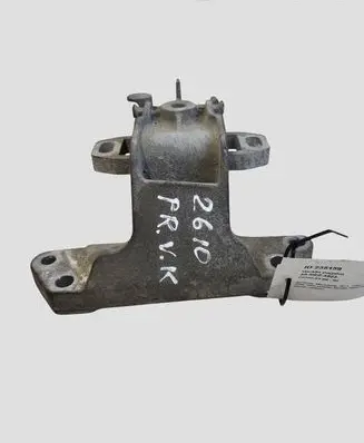 Citroen C5 Engine mount bracket