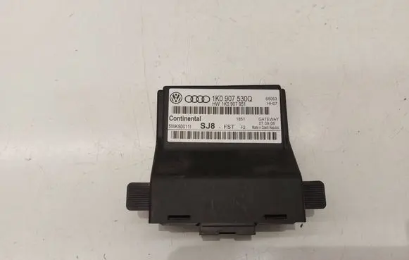 Volkswagen Golf V Gateway control module 1K0907530Q 1K0907951 5WK500111
