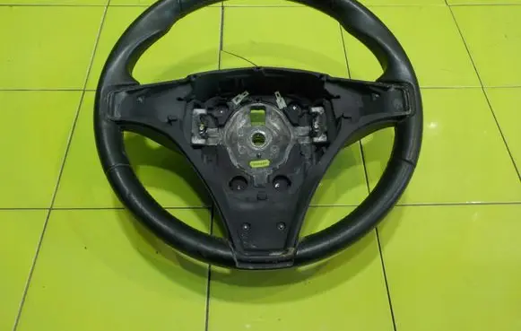 Alfa Romeo Giulietta Steering wheel 