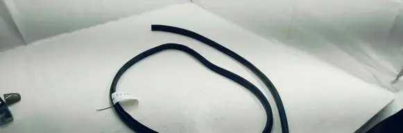 Subaru Outback (BS) Front door rubber seal 