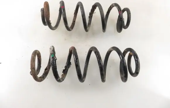 Suzuki SX4 Rear coil spring 