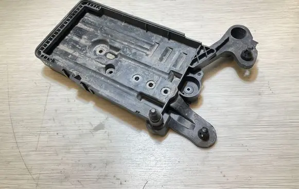 Audi A3 S3 8V Battery tray 5Q915321G 5Q915331H