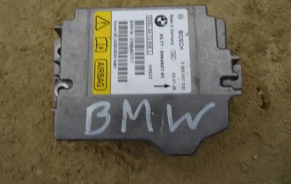 BMW 1 E81 E87 Airbag control unit/module 6964607 31696460701T 0285001530