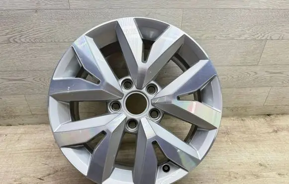 Volkswagen Touran III R16 alloy rim 5TA601025M