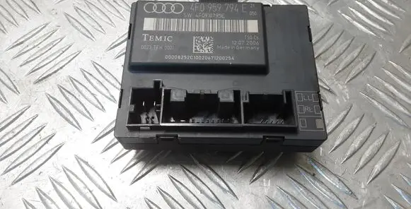 Audi A6 S6 C6 4F Door control unit/module 4F0959794E