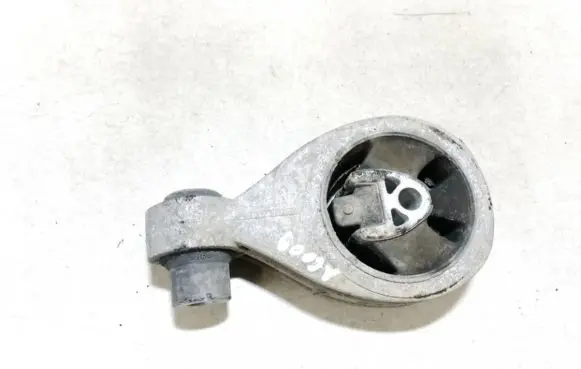Ford Galaxy Engine mount bracket