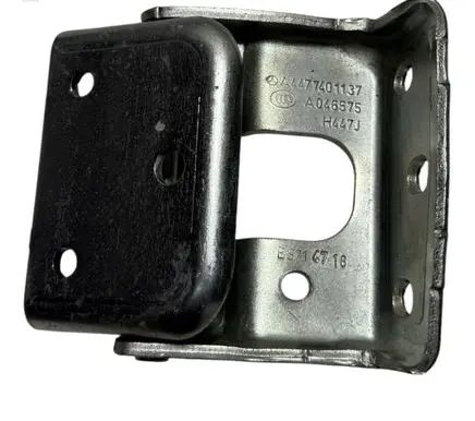 Mercedes-Benz Vito Viano W447 Tailgate/trunk/boot hinge A4477401137