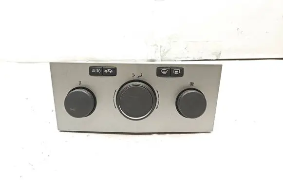 Opel Zafira B Climate control unit 13274229 28092013 901513100003