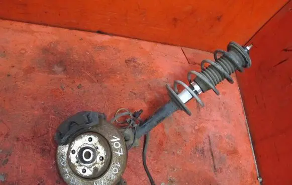 Peugeot 107 Front wheel hub spindle knuckle P07ZWROTNICALP
