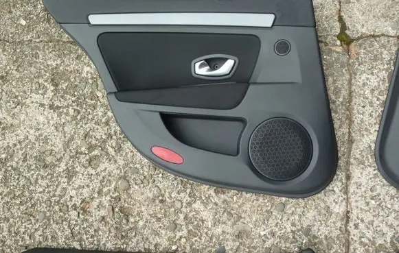 Renault Laguna III Coupe rear side trim panel 