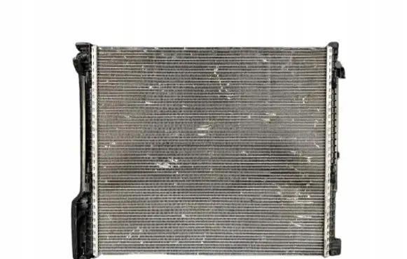BMW X3 G01 Coolant radiator 9468695