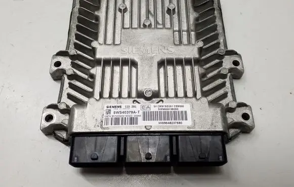 Peugeot 407 Engine control unit/module 9658198080 9648237680 5WS40379A