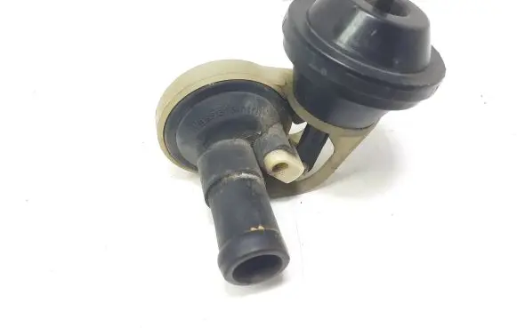 Audi A6 S6 C4 4A Coolant heater control valve 4A0819809