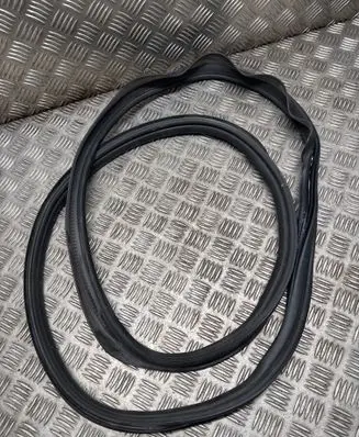 Mercedes-Benz S C217 Trunk rubber seal (body) A2177500198