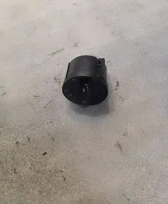 Volkswagen Touran I Light switch