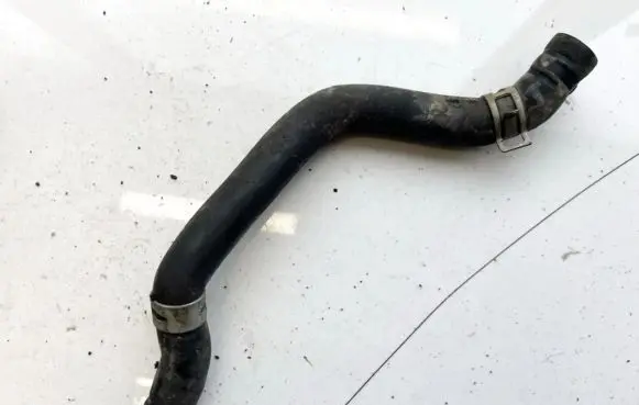 Toyota Avensis Verso Engine coolant pipe/hose