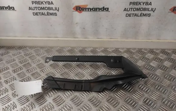 Audi TT TTS RS Mk3 8S Fender end trim 8S0821170B