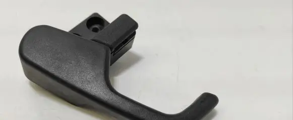 Volkswagen PASSAT B4 Engine bonnet (hood) release handle 3A1823533