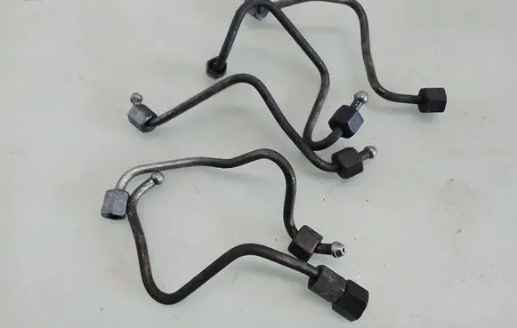 Citroen Nemo Fuel injector supply line/pipe 