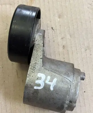 Jeep Cherokee Generator/alternator belt tensioner 35612026F