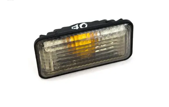 Volkswagen Golf III Front fender indicator light 1H0949117B