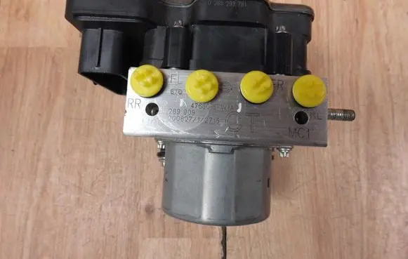 Nissan X-Trail T32 ABS Pump 476608FW1A