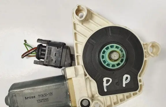 Mercedes-Benz Sprinter W906 Rear door window regulator motor A55383110