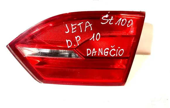 Volkswagen Jetta VI Tailgate rear/tail lights FOOHTV4022