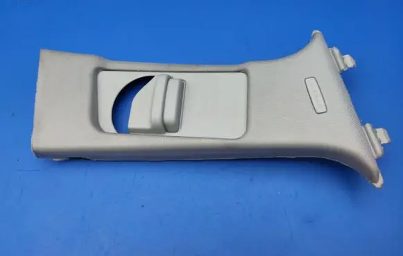 Mercedes-Benz C W204 (B) pillar trim (top) A2046903826 A2048600230 2048601030