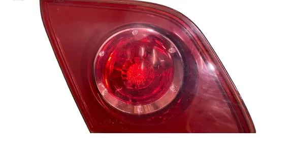 Mazda 3 I Tailgate rear/tail lights P2913L