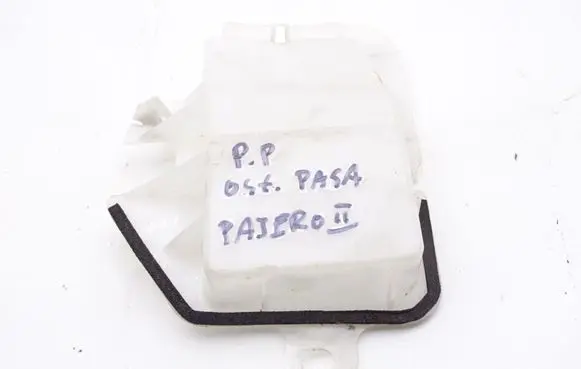 Mitsubishi Pajero Seat belt trim MITSUBISHI_PAJERO_II_91-99_OSŁONA_PASA_BEZPIECZEŃSTWA_PRAWY_PRZÓD 3d
