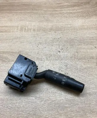 Mazda 5 Indicator stalk 17D682