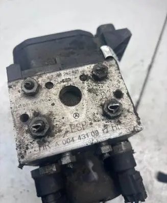 Mercedes-Benz S W220 ABS Pump A0044310912 0265202461