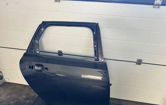 Rear door